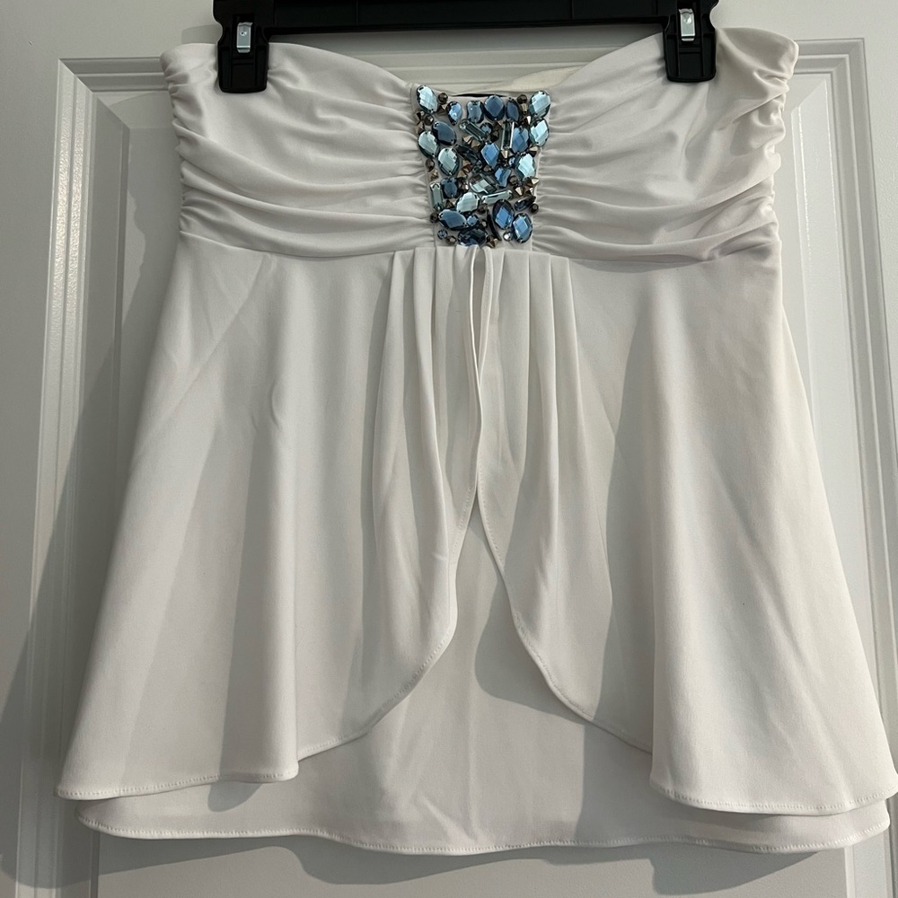 White House Back Market Strapless top